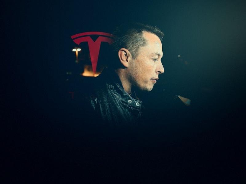 Amidst Tesla Investigation, Fans Celebrate Elon Musk Day