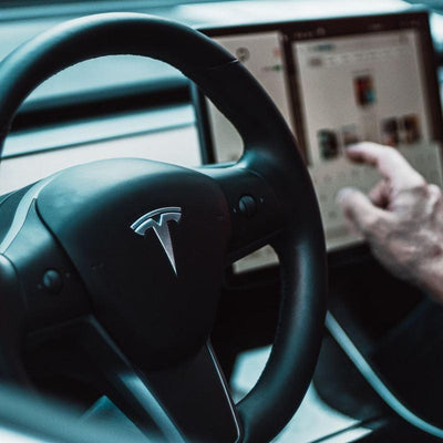 Les experts de l'automobile rejettent toujours le pilote automatique d'autonomie de niveau 5 d'Elon Musk