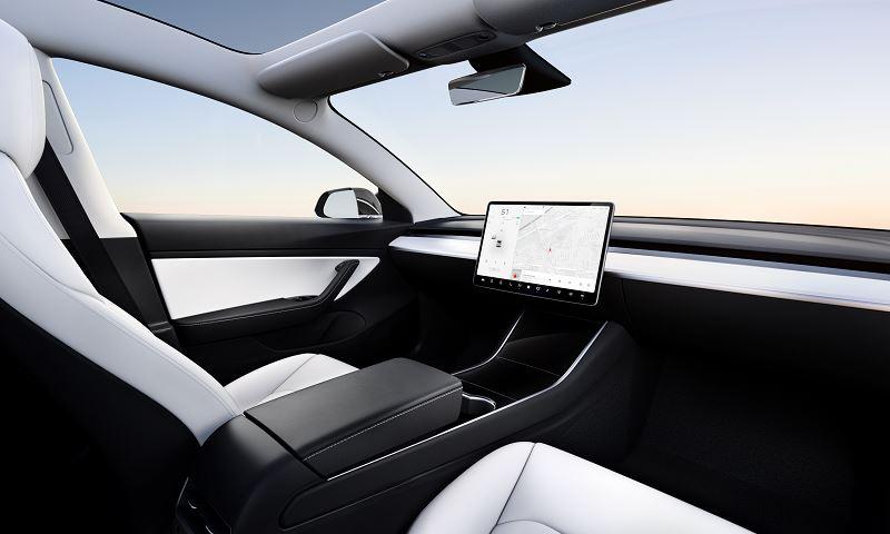 Consumer Reports Rates Tesla's Safety